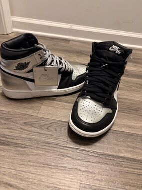 Nike Air Jordan 1 High Metallic Silver and Black